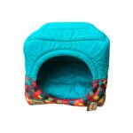 Caminha Toca Pet para Cachorro mod Quadrada Impermeável Luppet G na cor Verde e Motivos Geométricos vermelhos